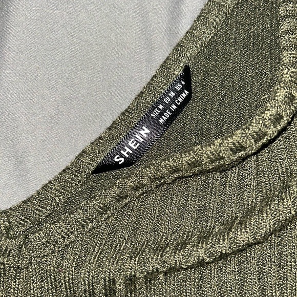 Long sleeve crop top - Picture 2 of 3